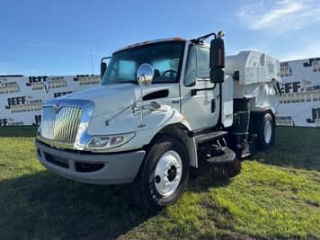 Main image International MA065